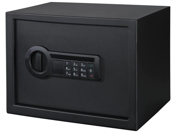 STACK-ON PERSONAL SAFE W/ ELECTRONIC LOCK